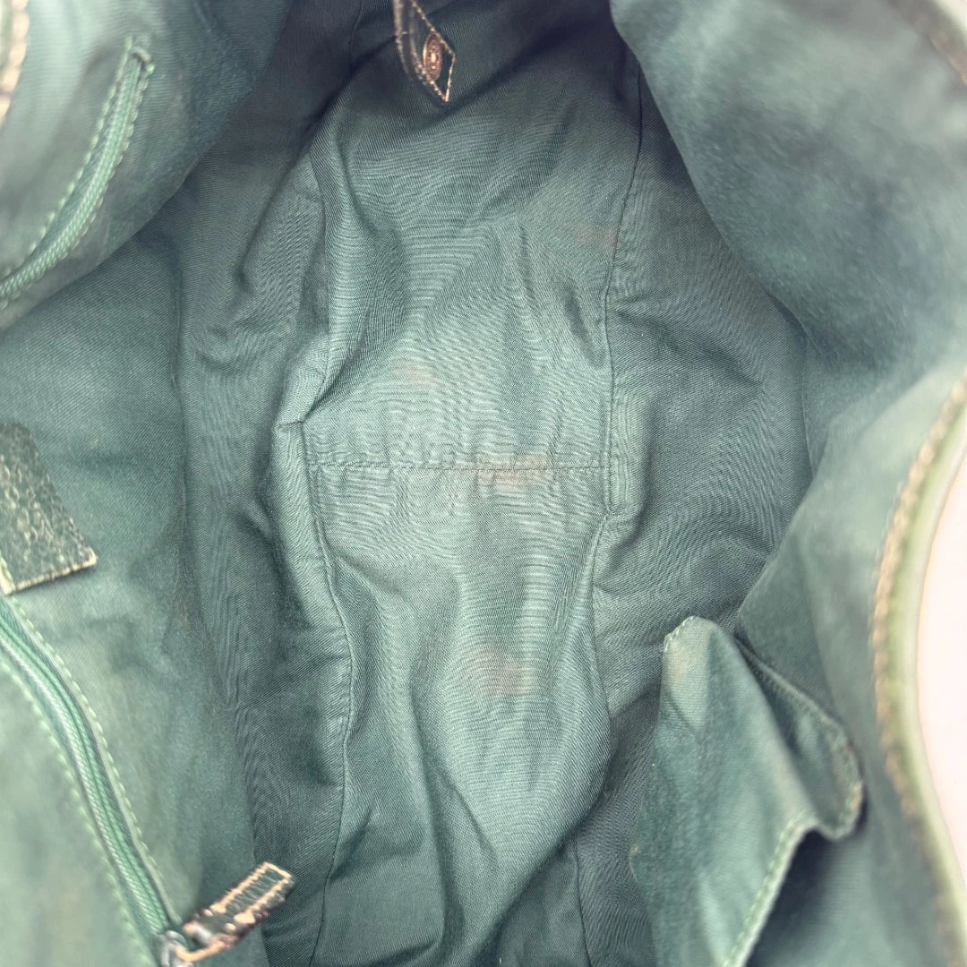 https://cdn.shopify.com/s/files/1/0564/9376/8855/files/Gucci_Shopper_Abbey_monogram_beige_18.webp?v=1783514741