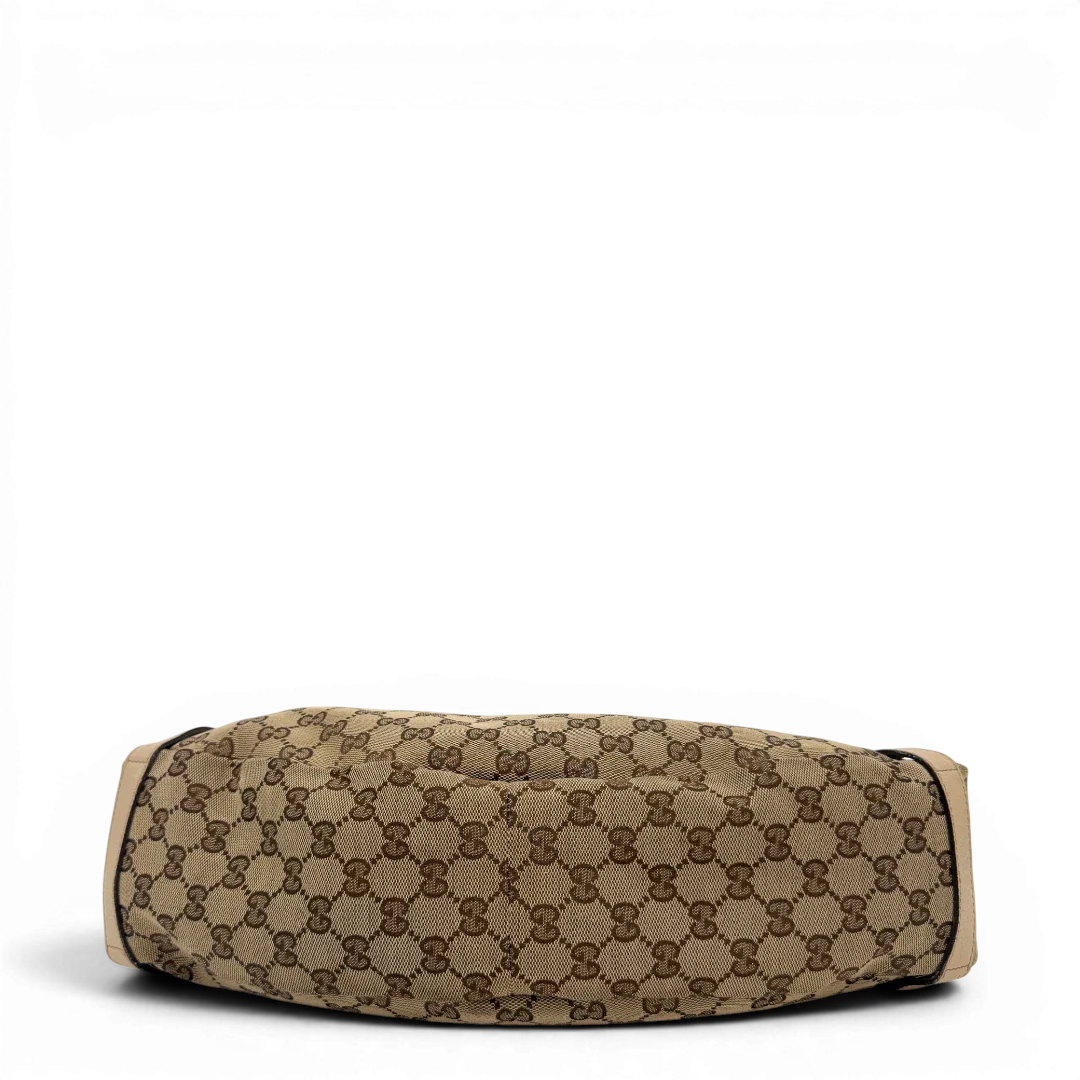 https://cdn.shopify.com/s/files/1/0564/9376/8855/files/Gucci_Shopper_Abbey_monogram_beige_vintage_GG6939.webp?v=1779320216