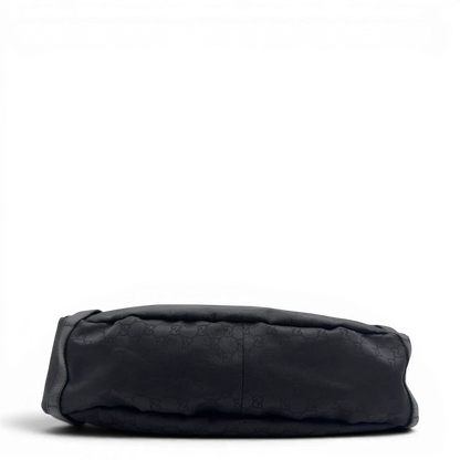 https://cdn.shopify.com/s/files/1/0564/9376/8855/files/Gucci_Shopper_Abbey_monogram_schwarz_vintage_GG7010.webp?v=1778080747