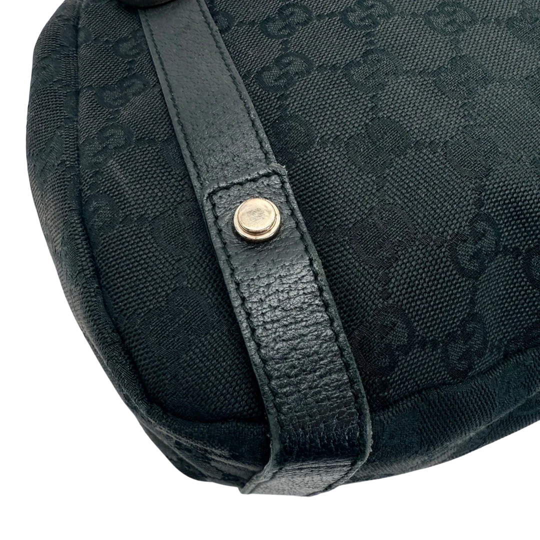 https://cdn.shopify.com/s/files/1/0564/9376/8855/files/Gucci_Shopper_Abbey_monogram_schwarz_vintage_GG_2228.webp?v=1772717193