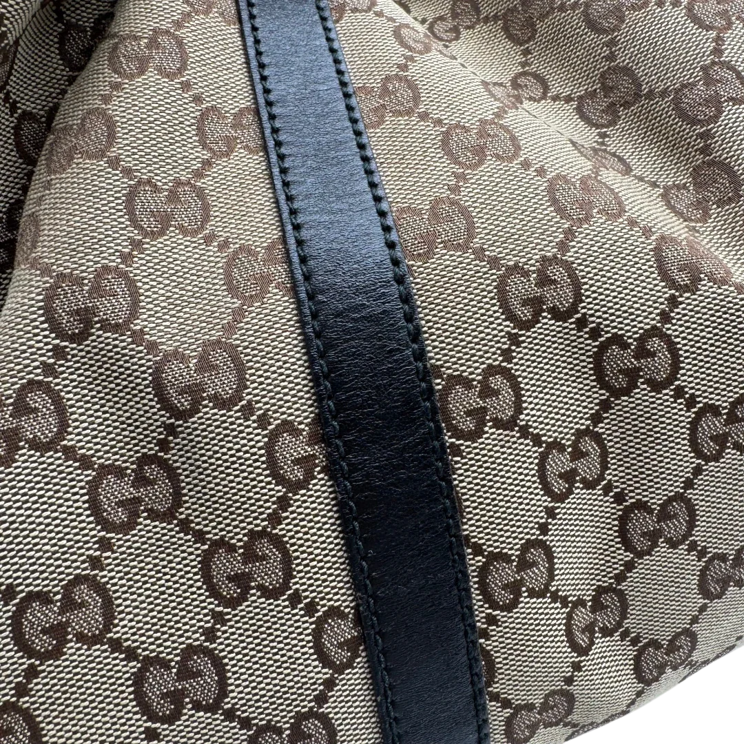 https://cdn.shopify.com/s/files/1/0564/9376/8855/files/Gucci_Shopper_GG_Twins_monogram_beige_13.webp?v=1781107269