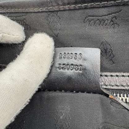 https://cdn.shopify.com/s/files/1/0564/9376/8855/files/Gucci_Shopper_GG_Twins_monogram_beige_20.webp?v=1781107269