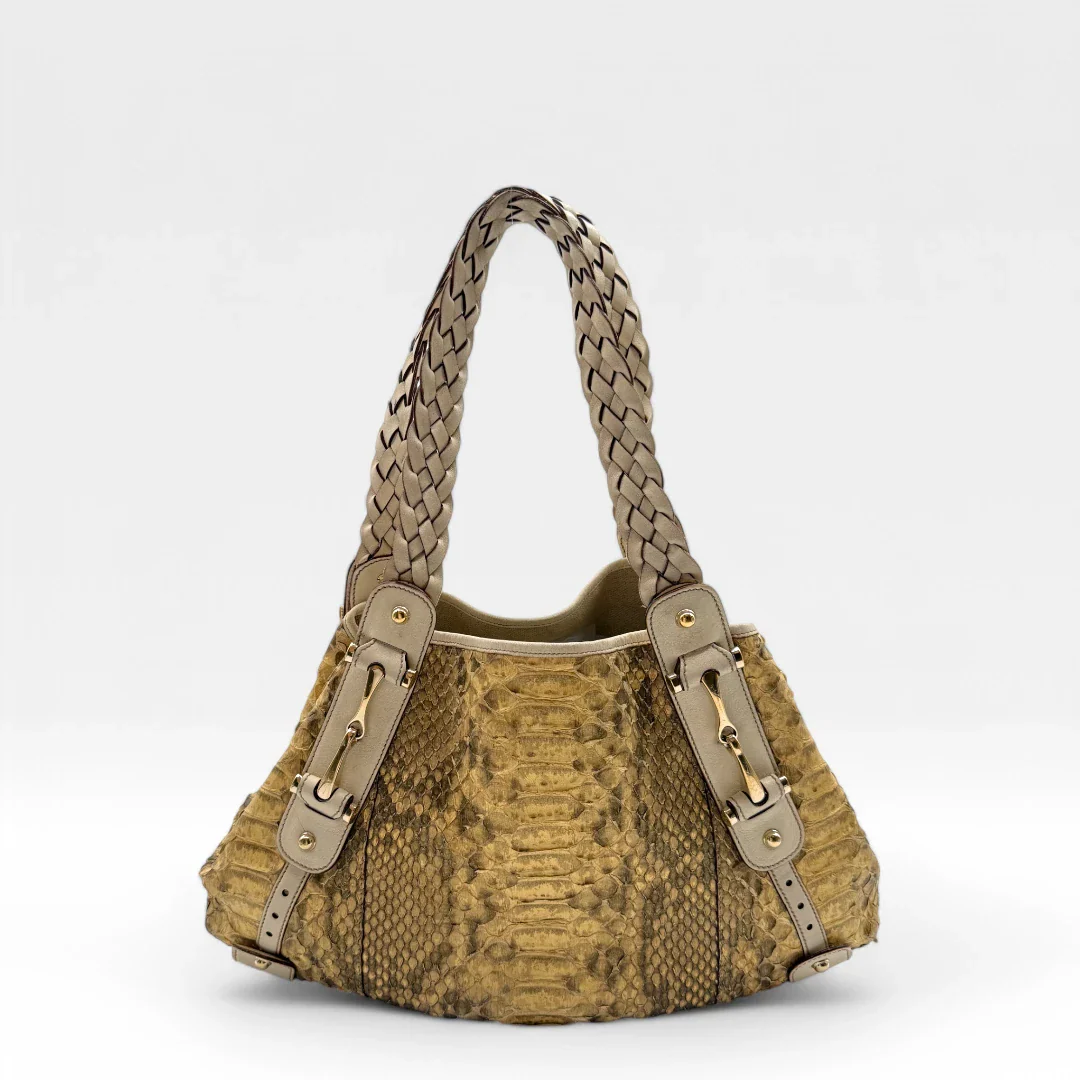 https://cdn.shopify.com/s/files/1/0564/9376/8855/files/Gucci_Shopper_GG_Vintage_Designer_Handbag_3469.webp?v=1744272371