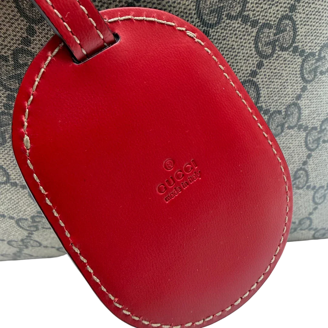 https://cdn.shopify.com/s/files/1/0564/9376/8855/files/Gucci_Shopper_Reversible_Tote_GG_Supreme_monogram_beige_14.webp?v=1781713704