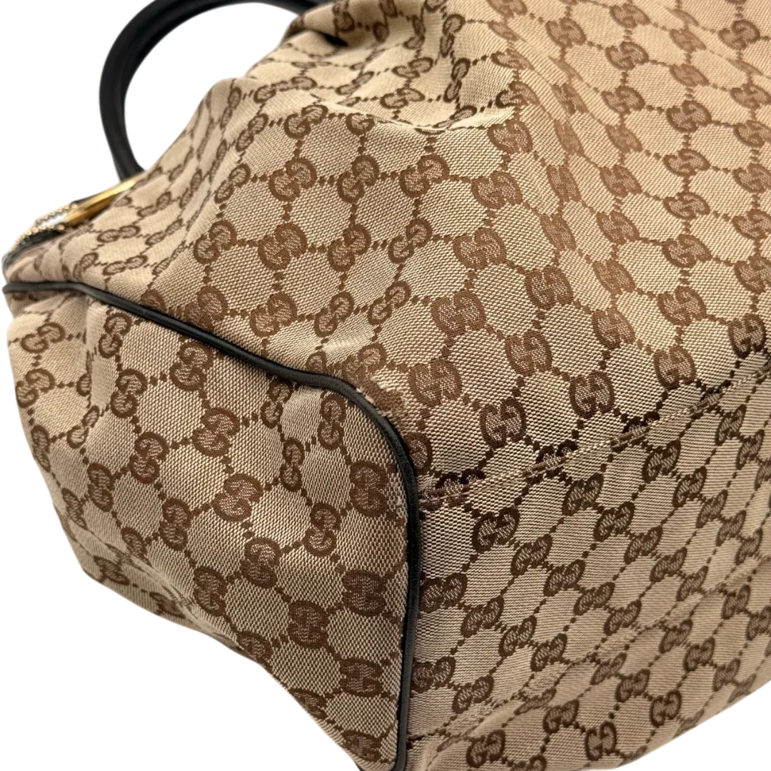 https://cdn.shopify.com/s/files/1/0564/9376/8855/files/Gucci_Shopper_Sukey_Large_monogram_beige_10_4512d66a-5d7e-45c0-93ba-b68f69eb4958.webp?v=1784823618