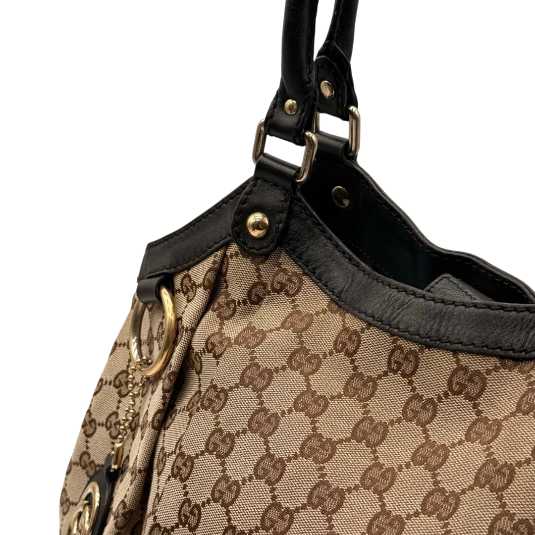 https://cdn.shopify.com/s/files/1/0564/9376/8855/files/Gucci_Shopper_Sukey_Large_monogram_beige_16_6b532942-f722-408d-92ca-2f7e818c4a08.webp?v=1784823617
