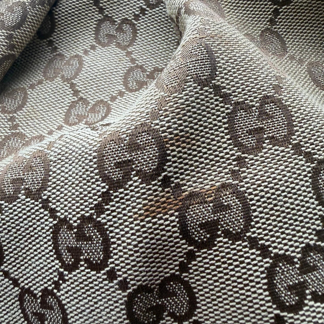 https://cdn.shopify.com/s/files/1/0564/9376/8855/files/Gucci_Shopper_Sukey_Large_monogram_beige_18_580aaa14-759f-446f-a050-28d2d9104945.webp?v=1784801706