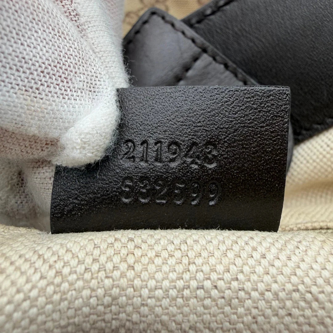 https://cdn.shopify.com/s/files/1/0564/9376/8855/files/Gucci_Shopper_Sukey_Large_monogram_beige_21_ba614f68-9406-4c0f-9d10-88bcec471a76.webp?v=1784801705