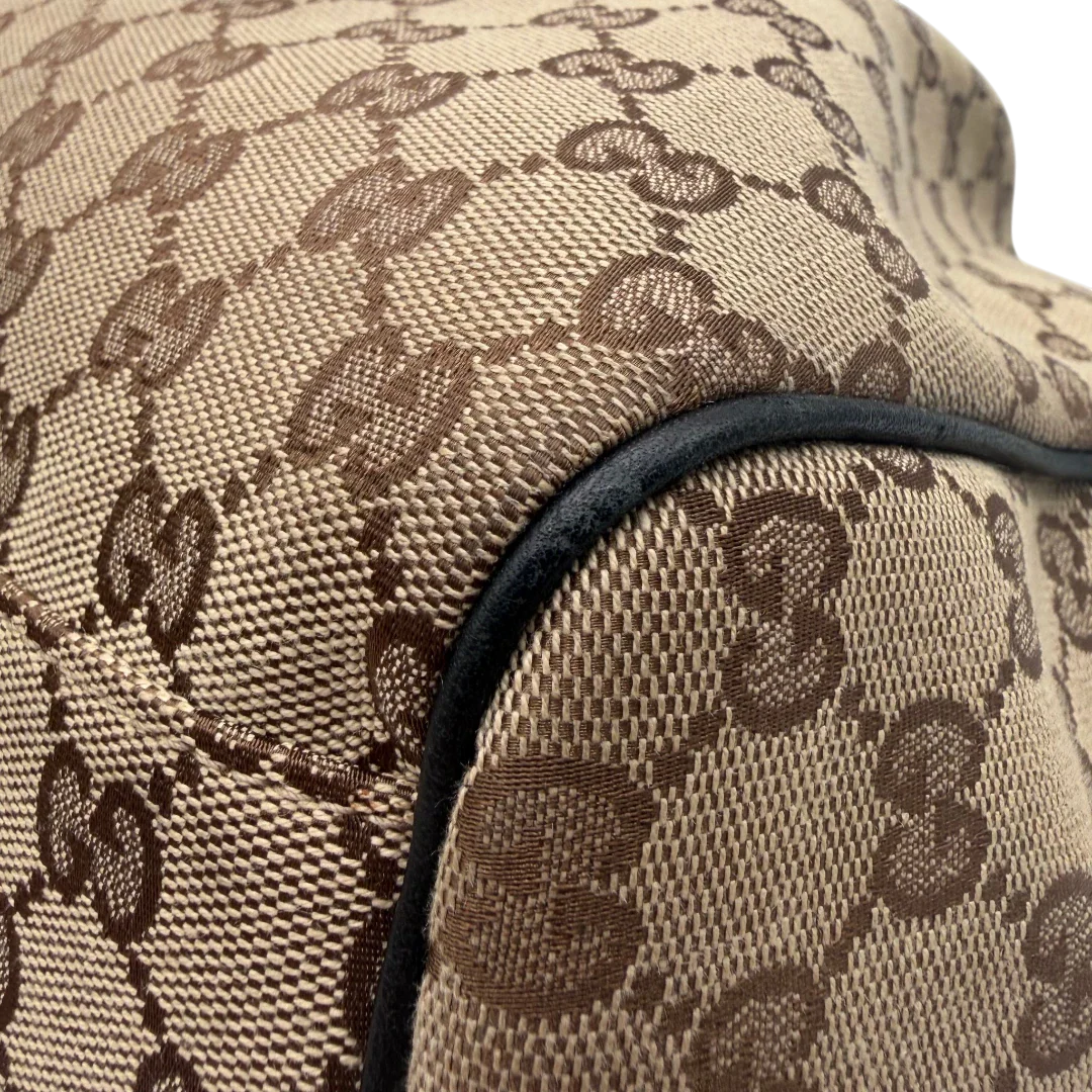 https://cdn.shopify.com/s/files/1/0564/9376/8855/files/Gucci_Shopper_Sukey_Large_monogram_beige_vintage_GG6141.webp?v=1778082642