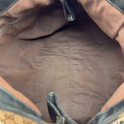https://cdn.shopify.com/s/files/1/0564/9376/8855/files/Gucci_Shopper_Sukey_large_monogram_beige_16_d4dc6a40-0abd-434b-a1b0-619e5f09d26d.webp?v=1784240823