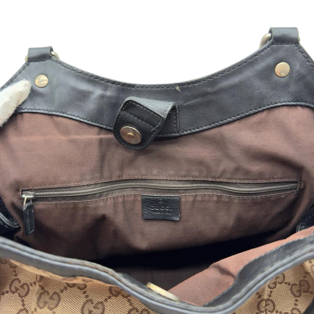 https://cdn.shopify.com/s/files/1/0564/9376/8855/files/Gucci_Shopper_Sukey_large_monogram_beige_18_cfd8fc7e-c303-4978-bf27-c32973142de9.webp?v=1784240823