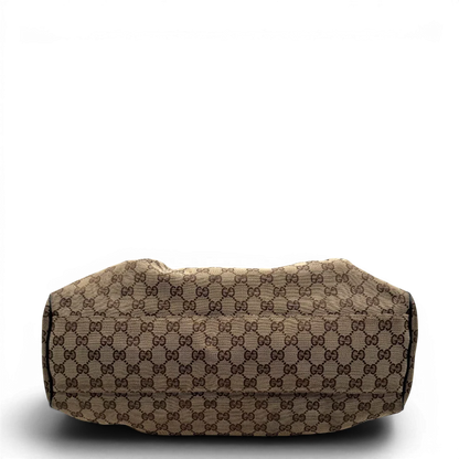 https://cdn.shopify.com/s/files/1/0564/9376/8855/files/Gucci_Shopper_Sukey_large_monogram_beige_5.webp?v=1781106234