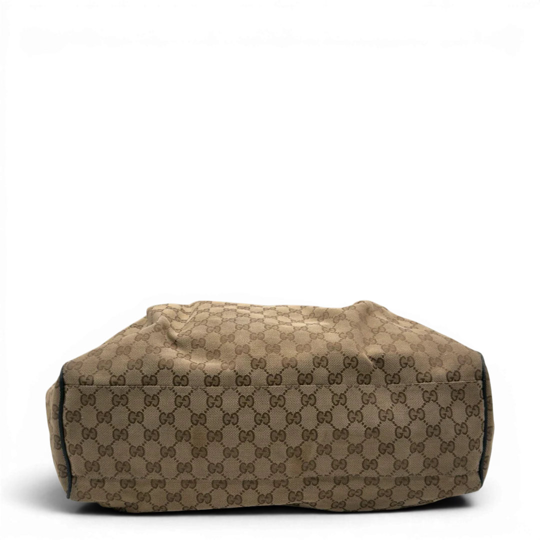 https://cdn.shopify.com/s/files/1/0564/9376/8855/files/Gucci_Shopper_Sukey_large_monogram_beige_5_cc3dcb35-ec98-491e-9e13-82e6d25f621e.webp?v=1784240823