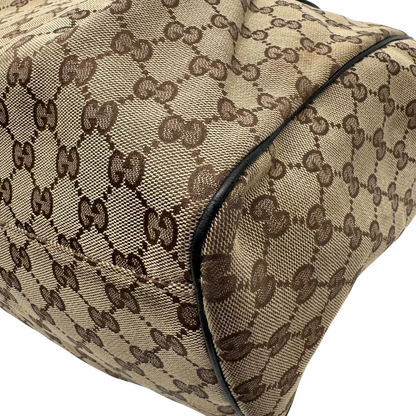 https://cdn.shopify.com/s/files/1/0564/9376/8855/files/Gucci_Shopper_Sukey_large_monogram_beige_7.webp?v=1781106235