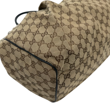 https://cdn.shopify.com/s/files/1/0564/9376/8855/files/Gucci_Shopper_Sukey_large_monogram_beige_8_a5b56a23-b14c-4c36-a198-1816ded72cbd.webp?v=1783515047