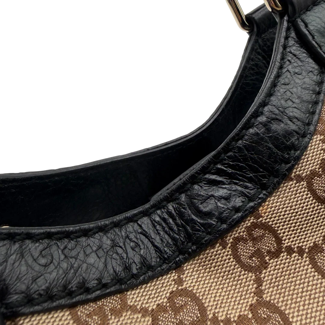 https://cdn.shopify.com/s/files/1/0564/9376/8855/files/Gucci_Shopper_Sukey_monogram_beige_13.webp?v=1782310481