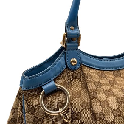 https://cdn.shopify.com/s/files/1/0564/9376/8855/files/Gucci_Shopper_Sukey_monogram_beige_13_ea7be457-674b-42f5-ad9a-3069a59fdcb4.webp?v=1784801539