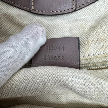 https://cdn.shopify.com/s/files/1/0564/9376/8855/files/Gucci_Shopper_Sukey_monogram_beige_19.webp?v=1784242767