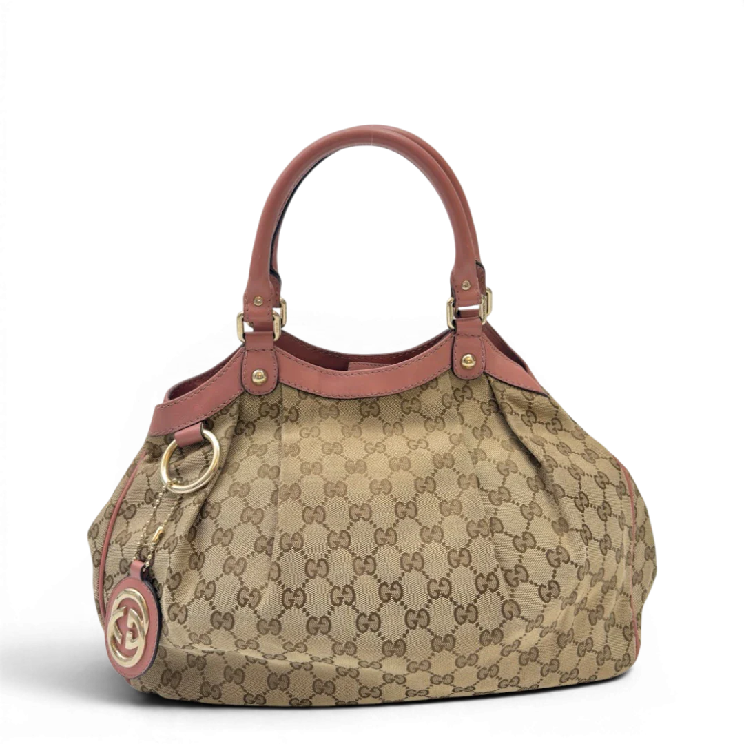 https://cdn.shopify.com/s/files/1/0564/9376/8855/files/Gucci_Shopper_Sukey_monogram_beige_1_d7143929-1c9d-4b45-93db-6deb5bb850c7.webp?v=1783515169