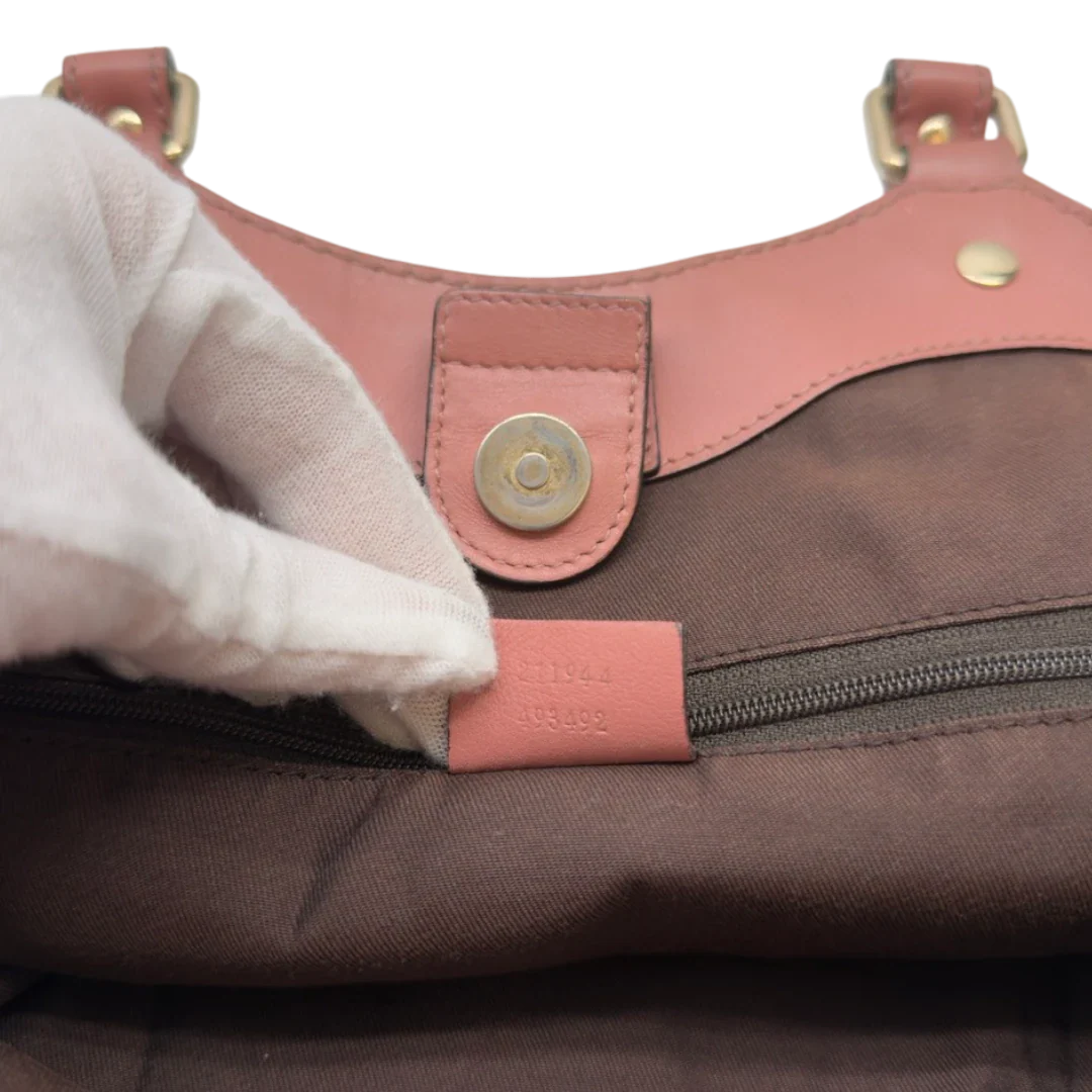 https://cdn.shopify.com/s/files/1/0564/9376/8855/files/Gucci_Shopper_Sukey_monogram_beige_21.webp?v=1783515169