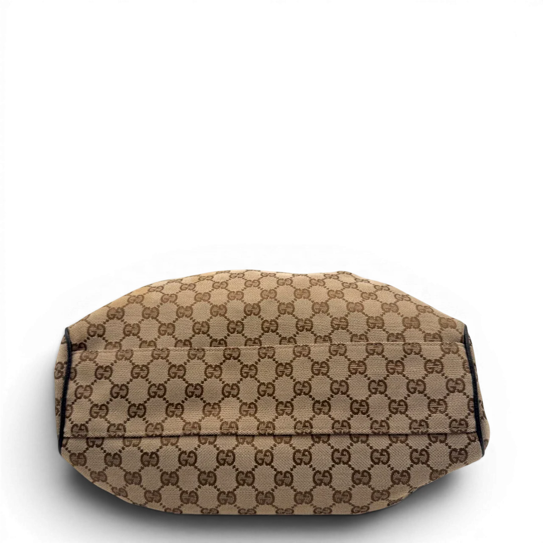 https://cdn.shopify.com/s/files/1/0564/9376/8855/files/Gucci_Shopper_Sukey_monogram_beige_5.webp?v=1782310480