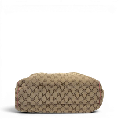https://cdn.shopify.com/s/files/1/0564/9376/8855/files/Gucci_Shopper_Sukey_monogram_beige_5_83d53516-ea5f-4aef-a7c7-61cd91a21121.webp?v=1783515169