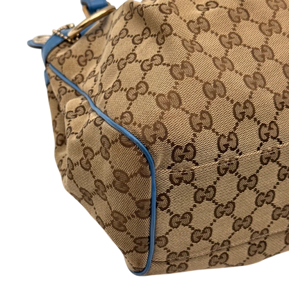 https://cdn.shopify.com/s/files/1/0564/9376/8855/files/Gucci_Shopper_Sukey_monogram_beige_7_ff44c818-2cf1-47f7-a7ab-63957294eff7.webp?v=1784801539