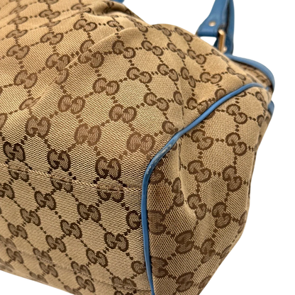 https://cdn.shopify.com/s/files/1/0564/9376/8855/files/Gucci_Shopper_Sukey_monogram_beige_8_ac3b7d4c-c6fe-4d99-a857-e33ef6779ea9.webp?v=1784801539
