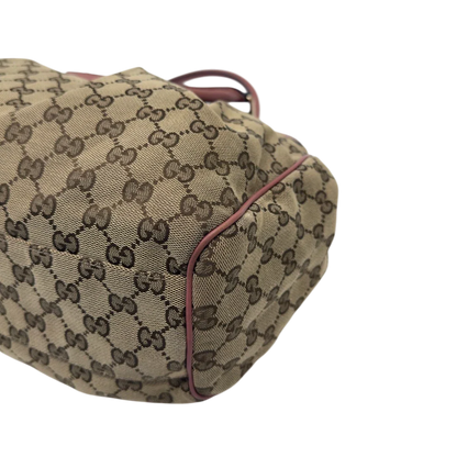 https://cdn.shopify.com/s/files/1/0564/9376/8855/files/Gucci_Shopper_Sukey_monogram_beige_8_b5fc8f56-3995-4aaa-b078-6b604abc7954.webp?v=1783515169