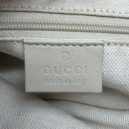 https://cdn.shopify.com/s/files/1/0564/9376/8855/files/Gucci_Shopper_Sukey_monogram_beige_vintage_GG_9870.webp?v=1770901535
