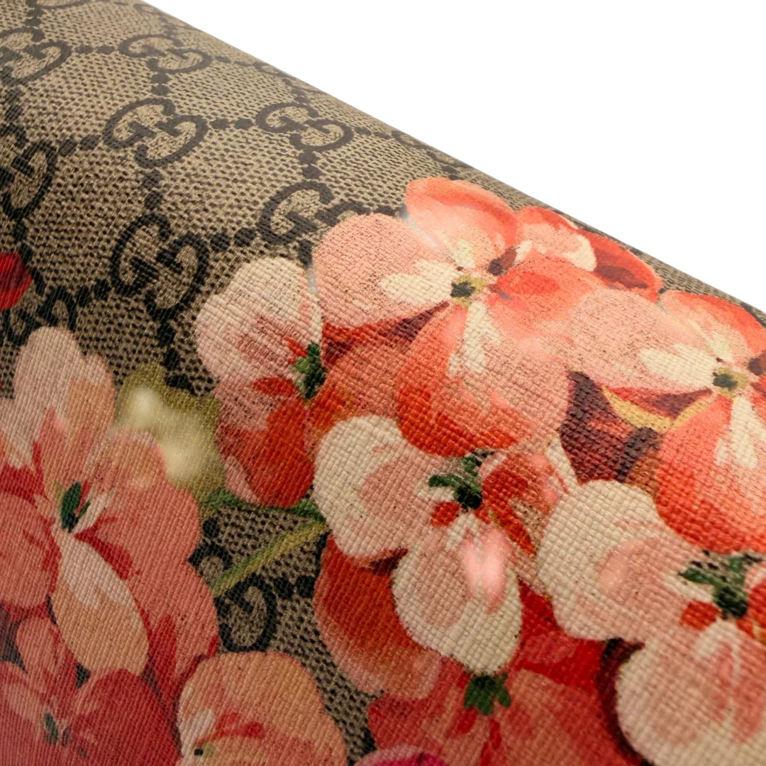 https://cdn.shopify.com/s/files/1/0564/9376/8855/files/Gucci_Umhangetasche_Dionysus_Floral_medium_monogram_beige_13_ff463a7b-6fac-4a33-893b-eb1b7382fc11.webp?v=1781714204