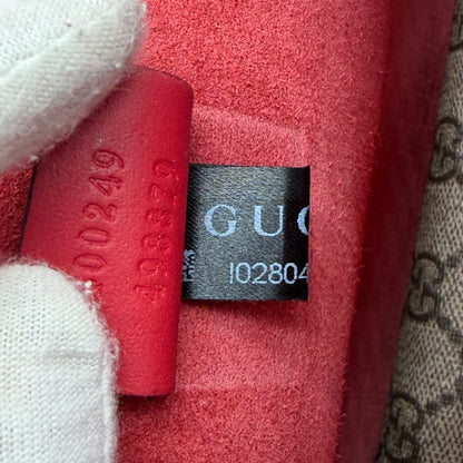 https://cdn.shopify.com/s/files/1/0564/9376/8855/files/Gucci_Umhangetasche_Dionysus_medium_monogram_beige_17.webp?v=1781714055