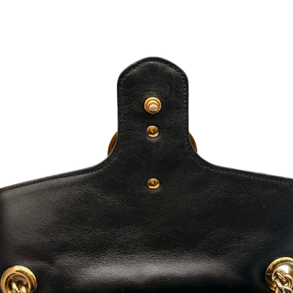 https://cdn.shopify.com/s/files/1/0564/9376/8855/files/Gucci_Umhangetasche_Marmont_medium_GG_monogram_beige_17.webp?v=1784802026