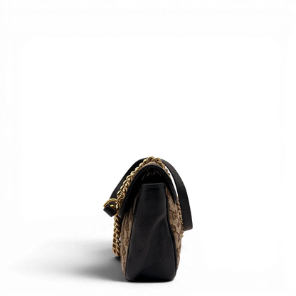 https://cdn.shopify.com/s/files/1/0564/9376/8855/files/Gucci_Umhangetasche_Marmont_medium_GG_monogram_beige_4_04e24773-cb5a-4ae9-b3d8-aebc029c9a64.webp?v=1784802025