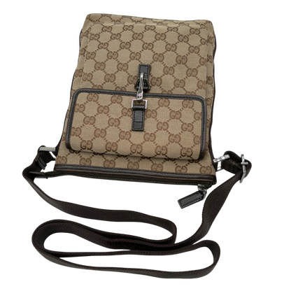 https://cdn.shopify.com/s/files/1/0564/9376/8855/files/Gucci_Umhangetasche_small_monogram_beige_vintage_GG8216.webp?v=1780409096