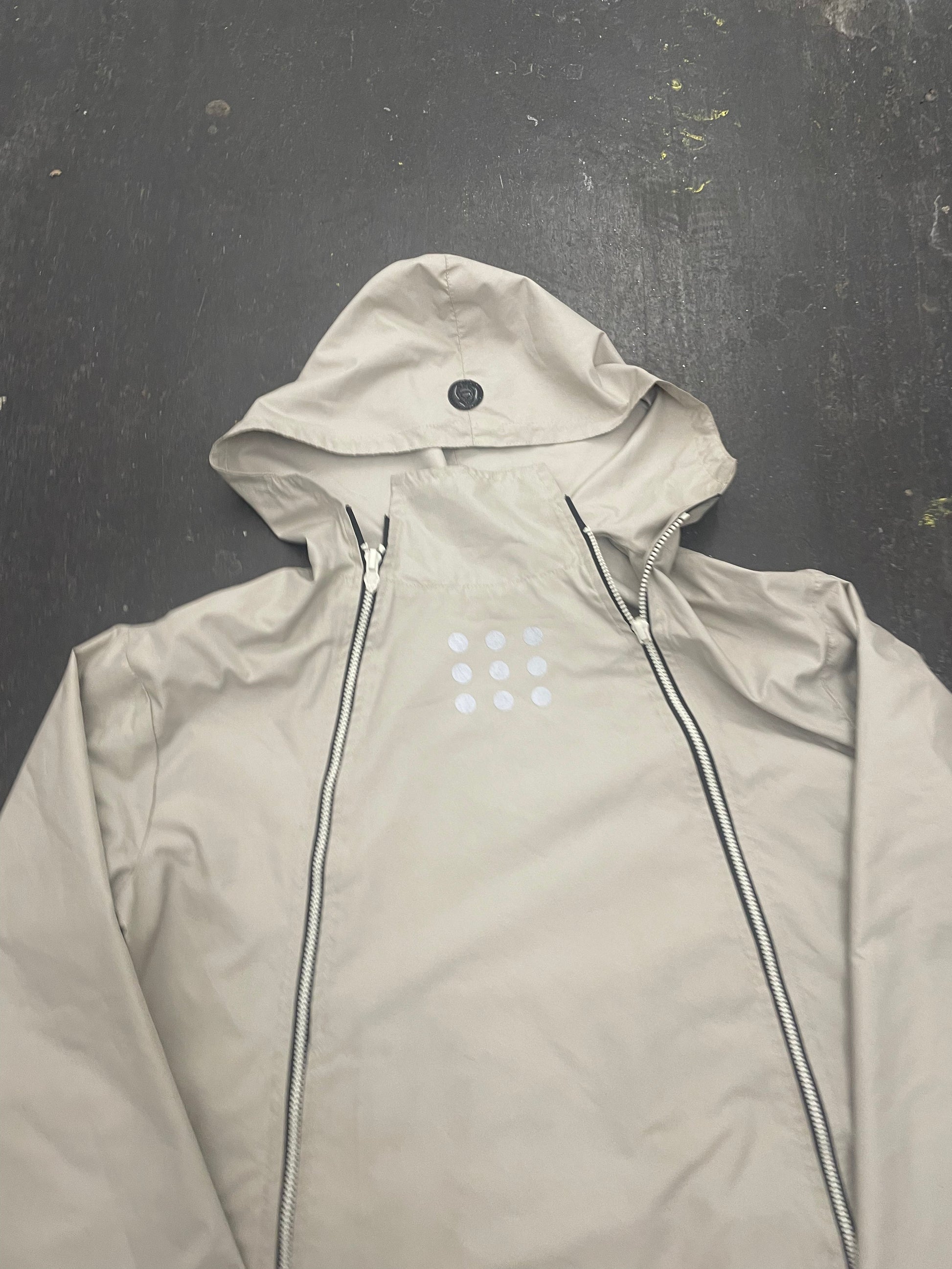 https://cdn.shopify.com/s/files/1/0909/3598/4473/files/IMG-0661.heic?v=1738015237