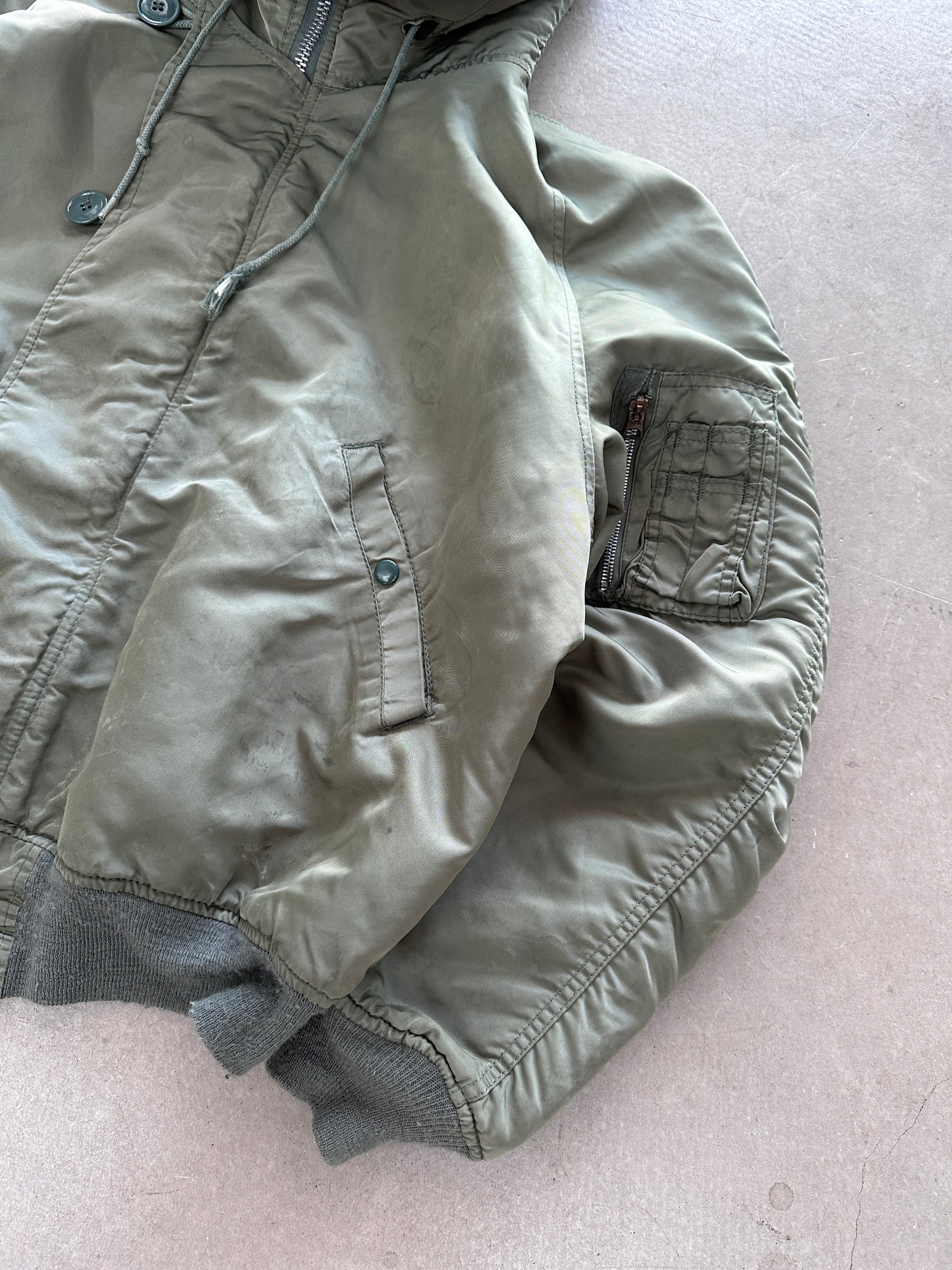 1990’s Alpha Industries Hooded Bomber - L | Large, Red