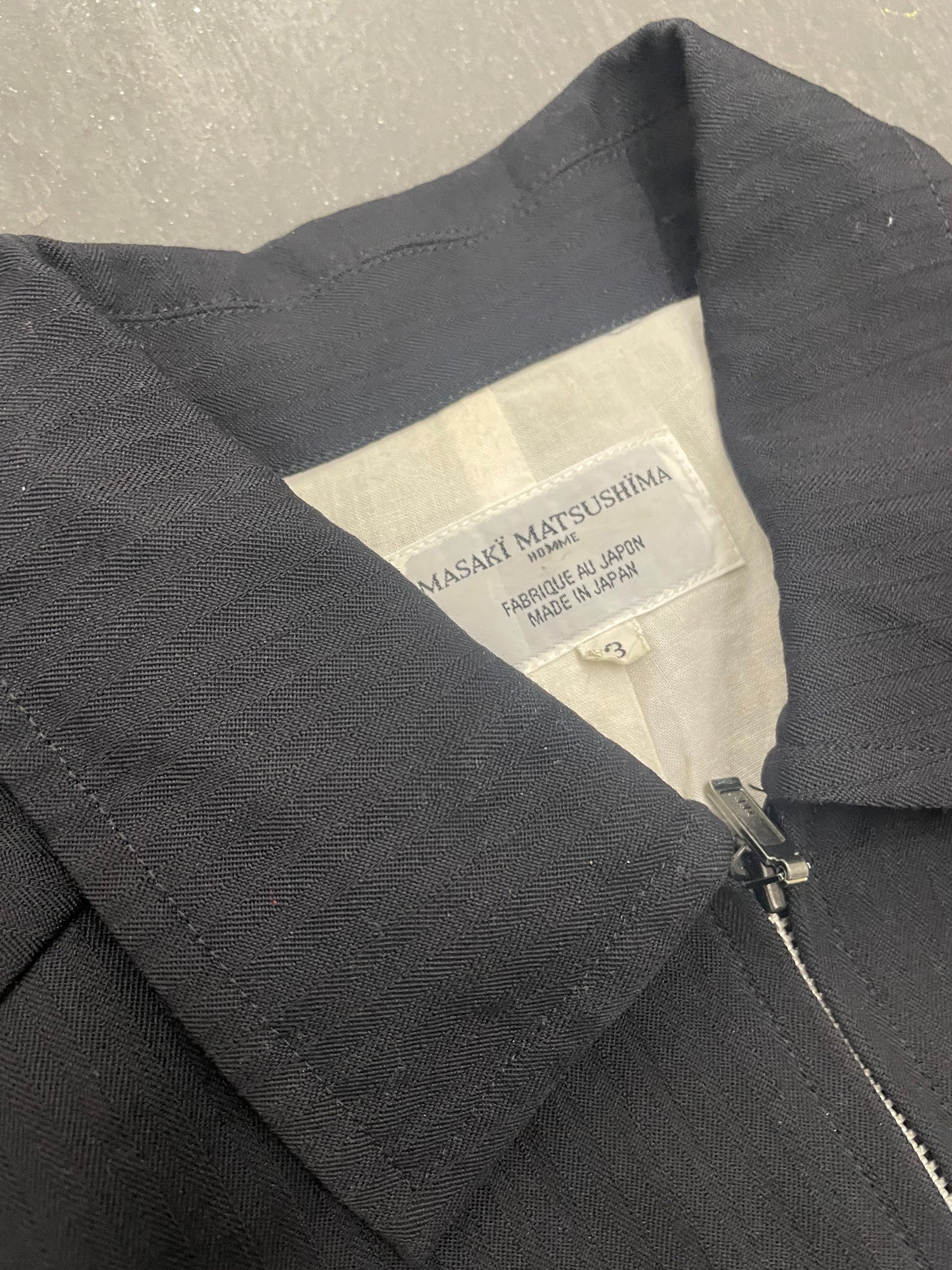 https://cdn.shopify.com/s/files/1/0909/3598/4473/files/IMG-2990.heic?v=1741447991