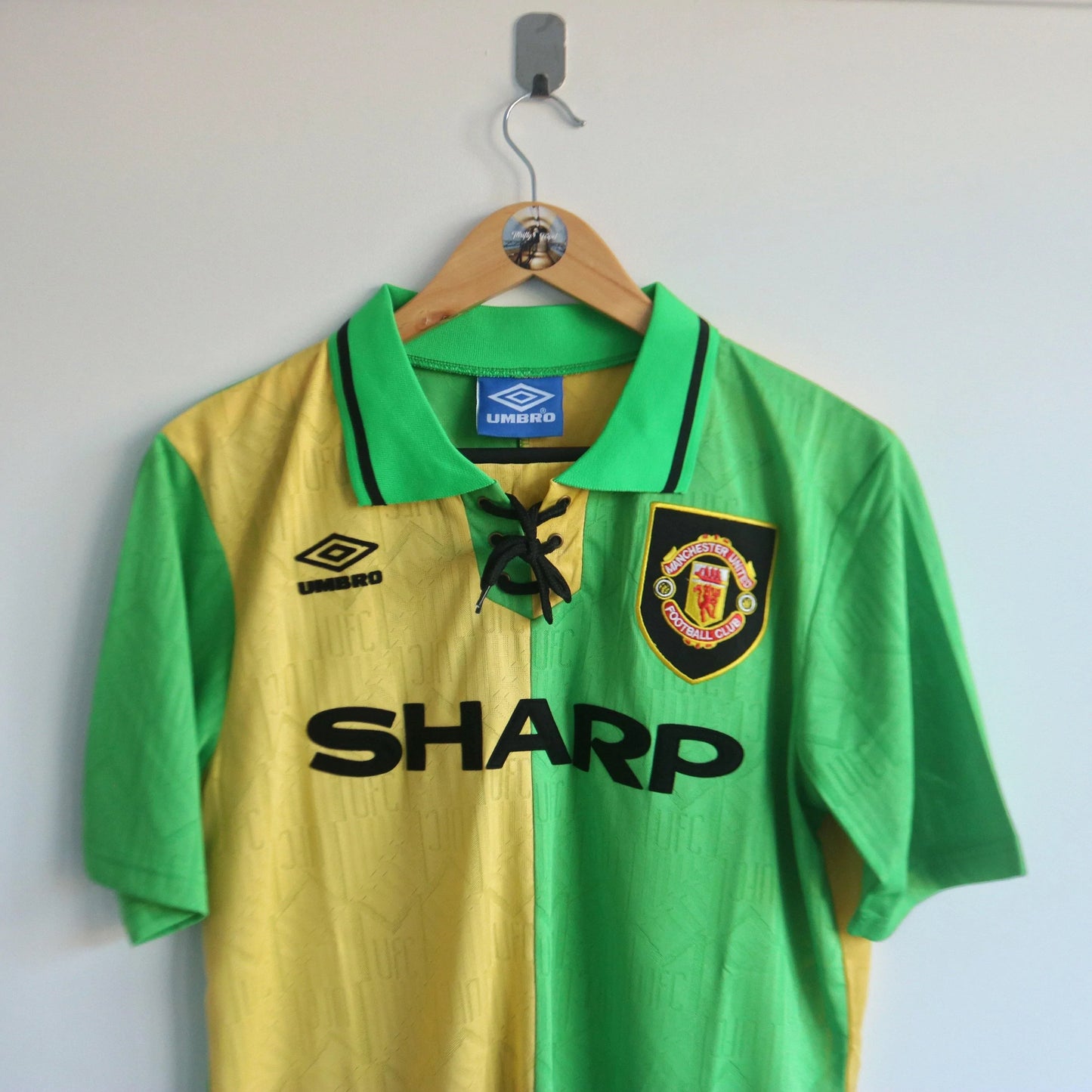 VINTAGE MANCHESTER UNITED 1992 AWAY KIT (M)  (M)