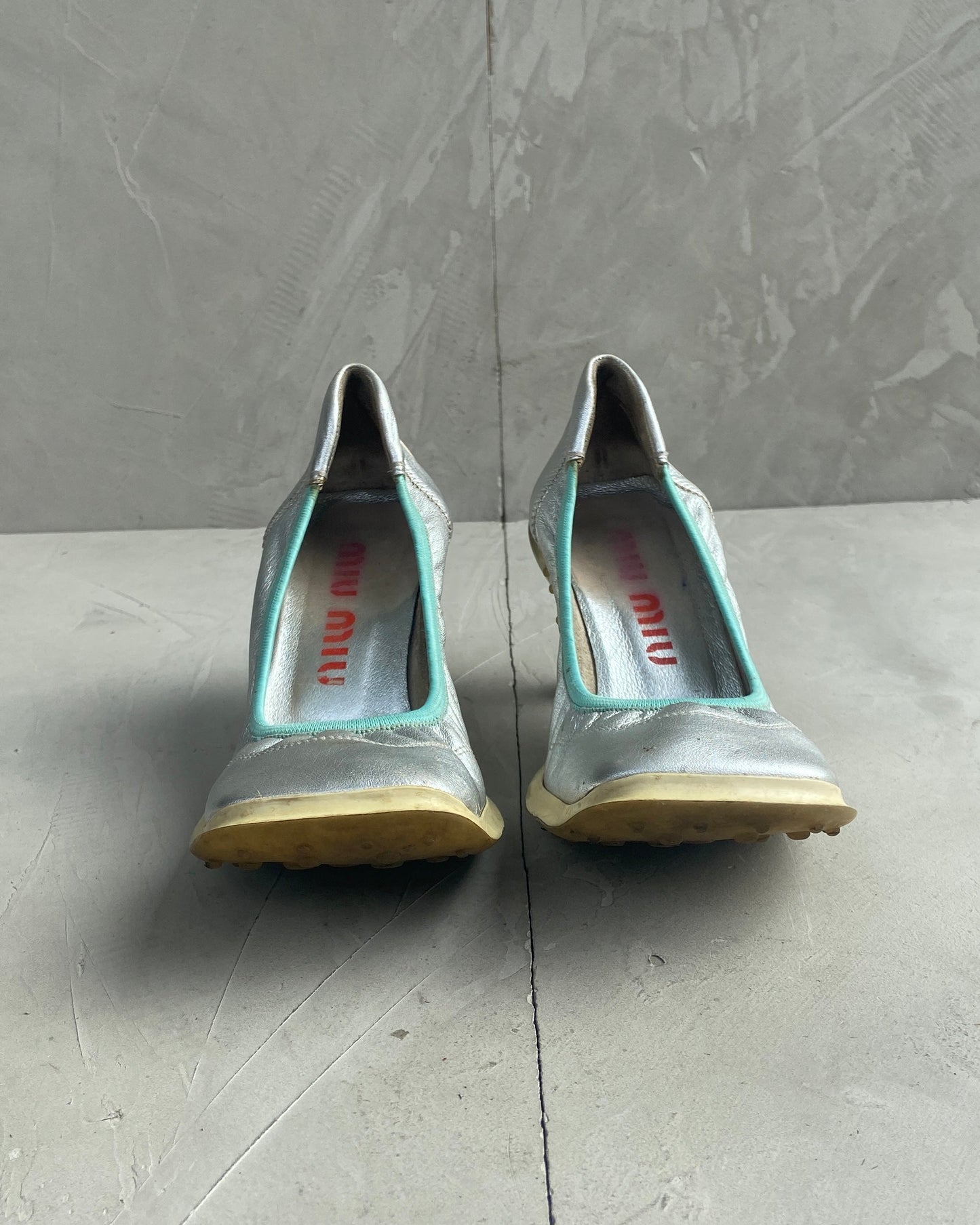 MIU MIU FW99 BUBBLE SOLE METALLIC SILVER HEELS - EU 37 / UK 4