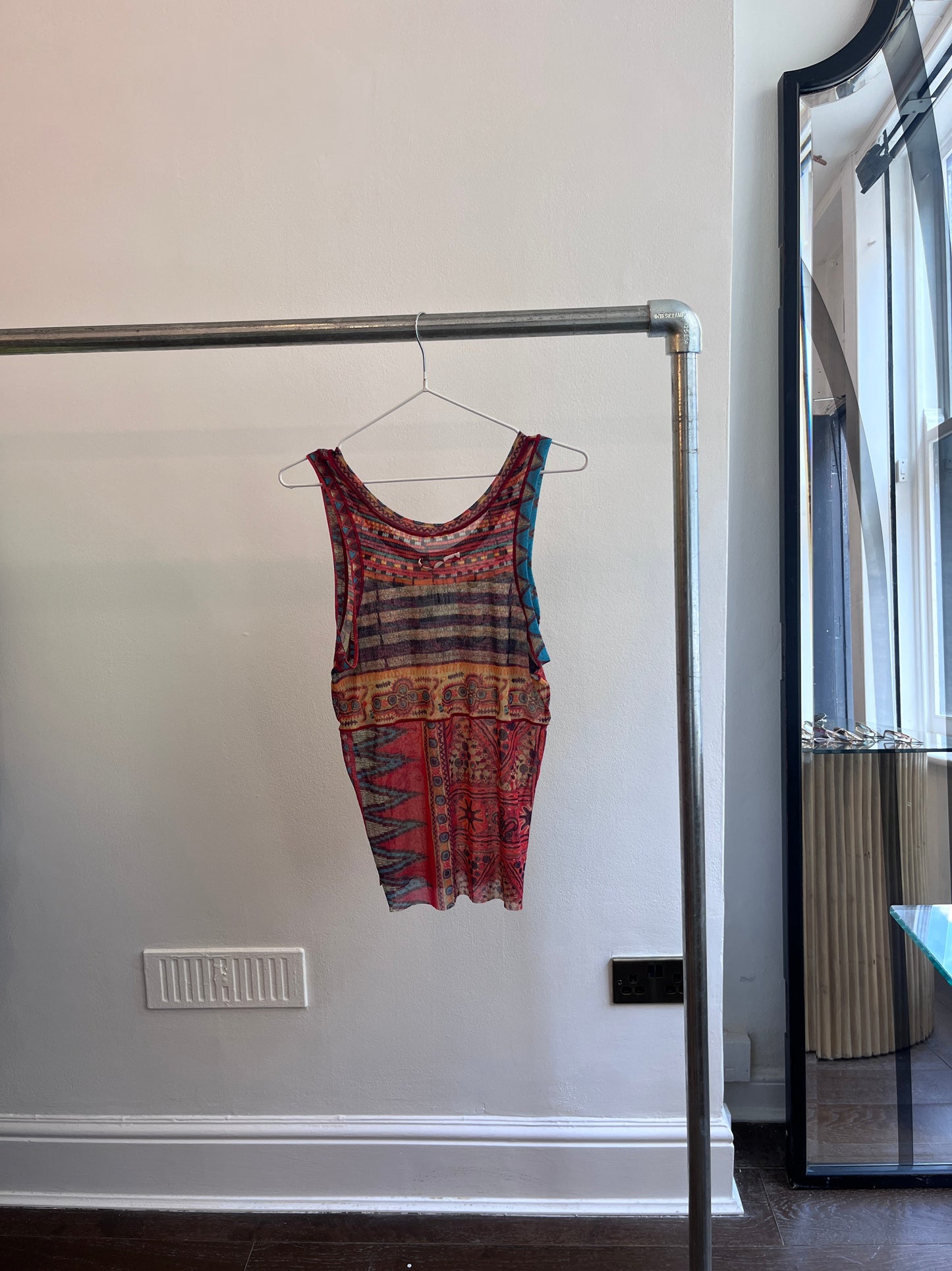 https://cdn.shopify.com/s/files/1/0932/4167/2018/files/IMG_0046.jpg?v=1782923830