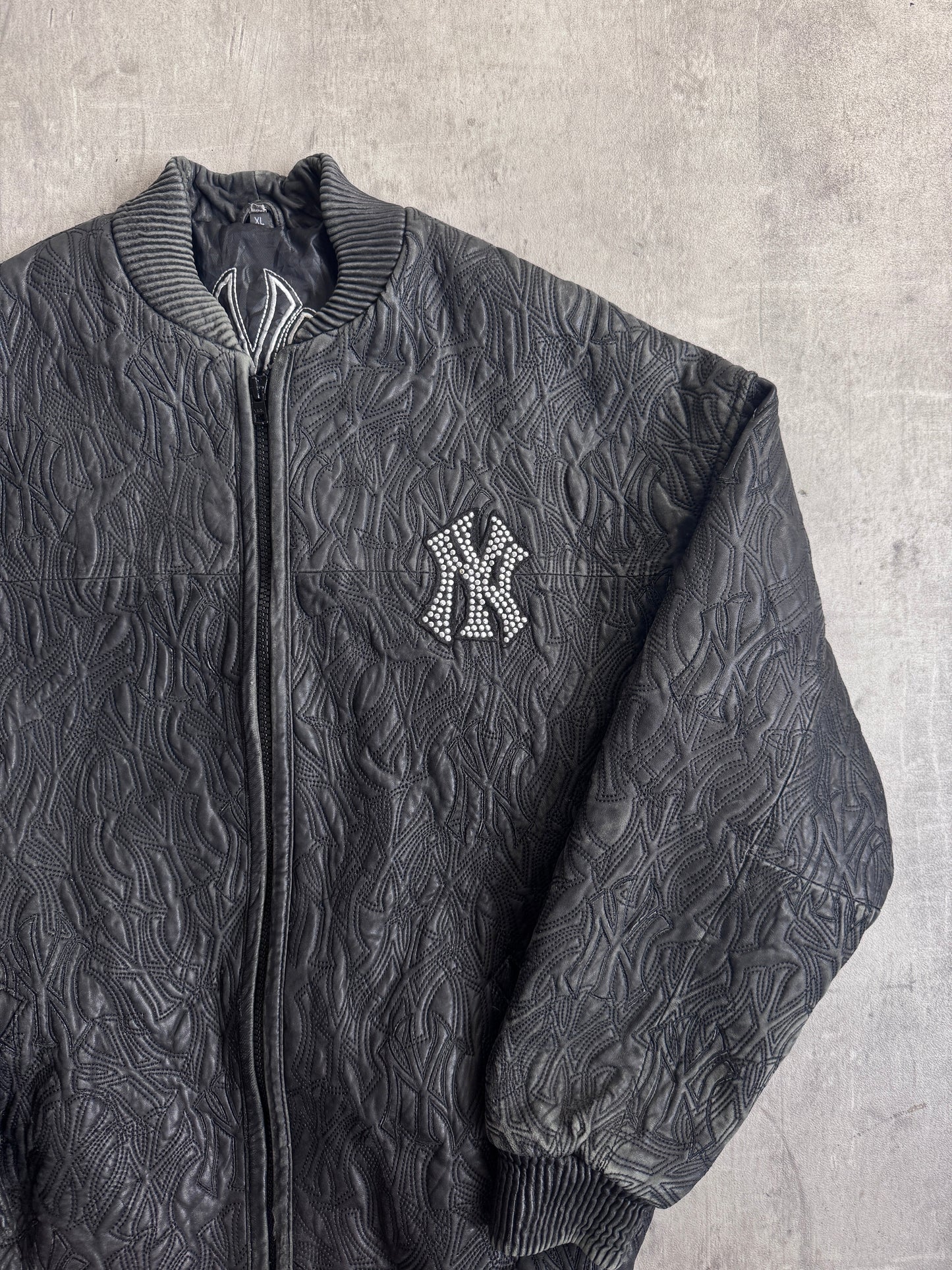 New York Yankees Diamonte Icon Black Leather Bomber Jacket