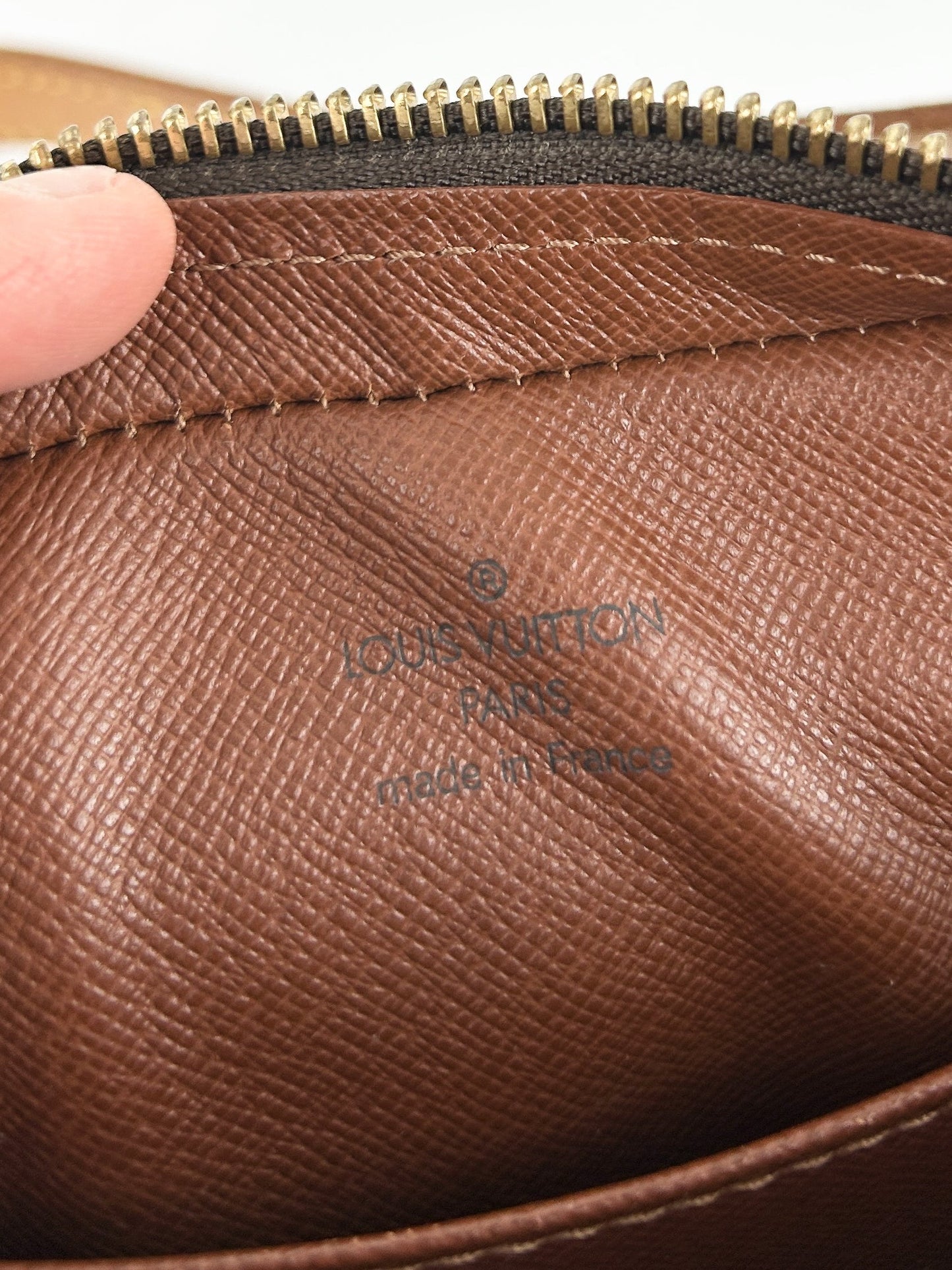 Vintage Louis Vuitton Cite Pochette Shoulder Bag 2000s | O/S, Brown