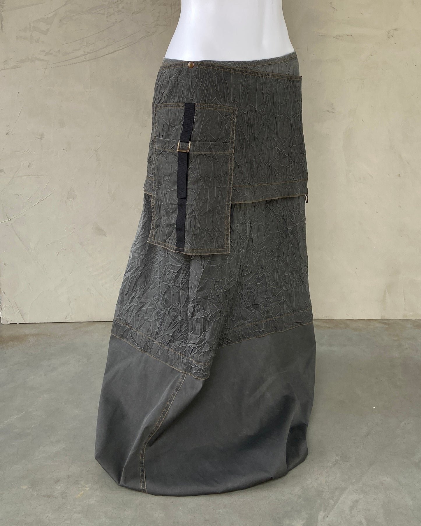 COP COPINE 2000'S TEXTURED CARGO MINI WRAP SKIRT / BELT- M