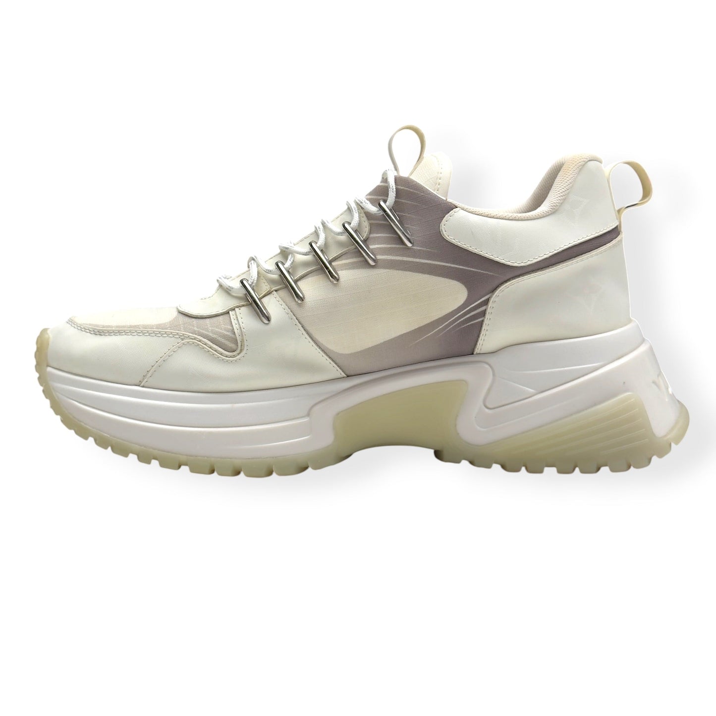 LOUIS VUITTON PULSE MONOGRAM LOW-TOP SNEAKER WHITE 40 / UK6 | UK 6, White
