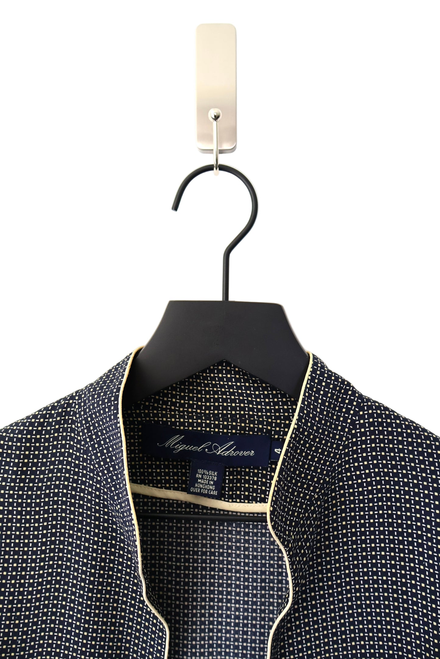 https://cdn.shopify.com/s/files/1/0608/1367/2525/files/IMG_0389.jpg?v=1766101215
