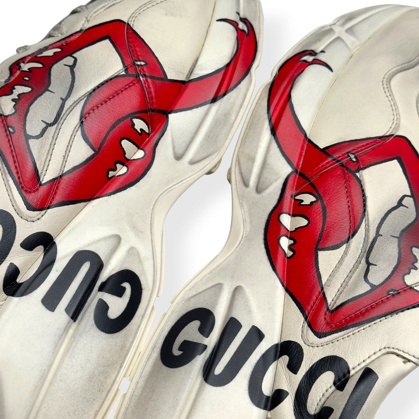 GUCCI RHYTON MOUTH PRINT SNEAKER CREAM / RED UK11 | UK 11, Cream