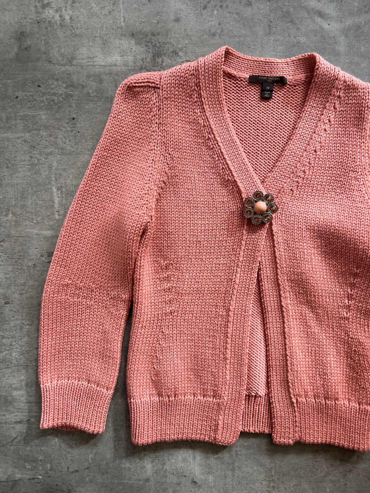 Louis Vuitton Pink Wool Brooch Detail Cardigan FA:276 (SC829) | Small, Pink
