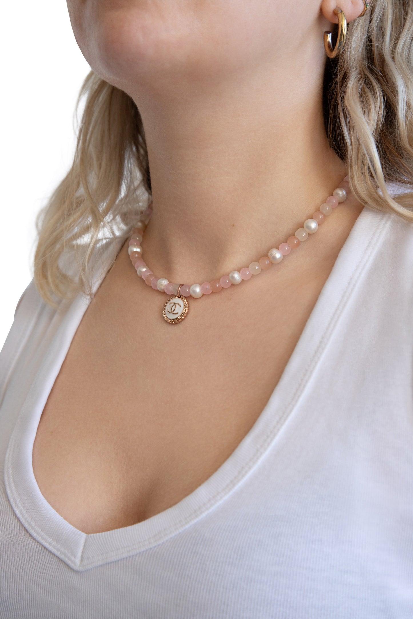 VT Rework: Chanel Two Toned Pearl Pendant Necklace