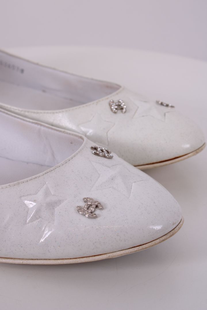 Chanel CC Star Embellished Glitter Flats White/ Silver 40.5 | DEFAULT TITLE, Silver